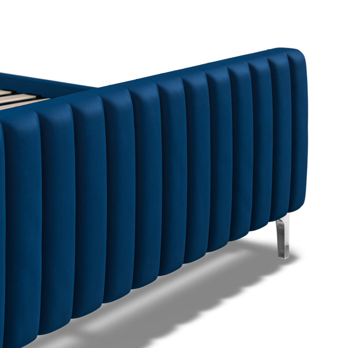 4'6 Fabric Bed - Royal Blue - Velvet